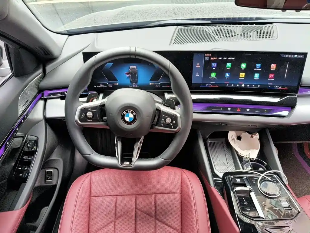 BMW 5 Series — миниатюра 3