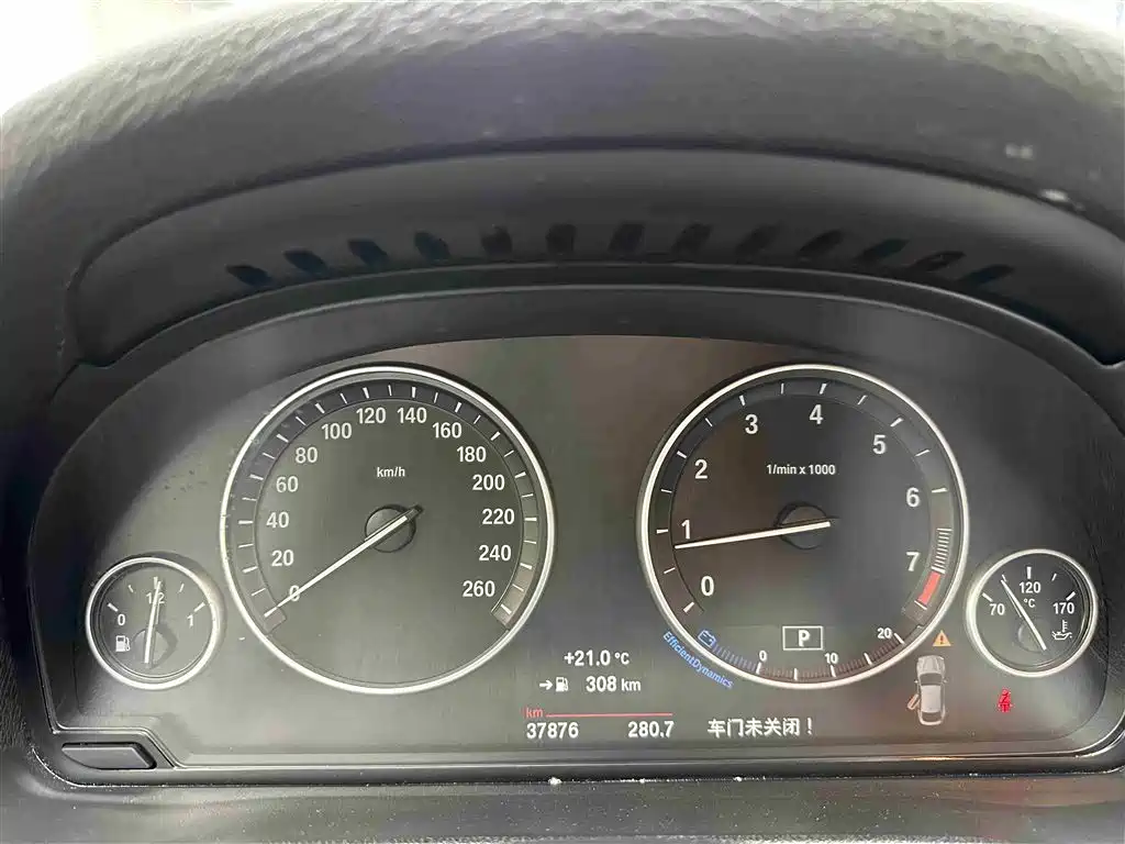 BMW X4 - фото 16