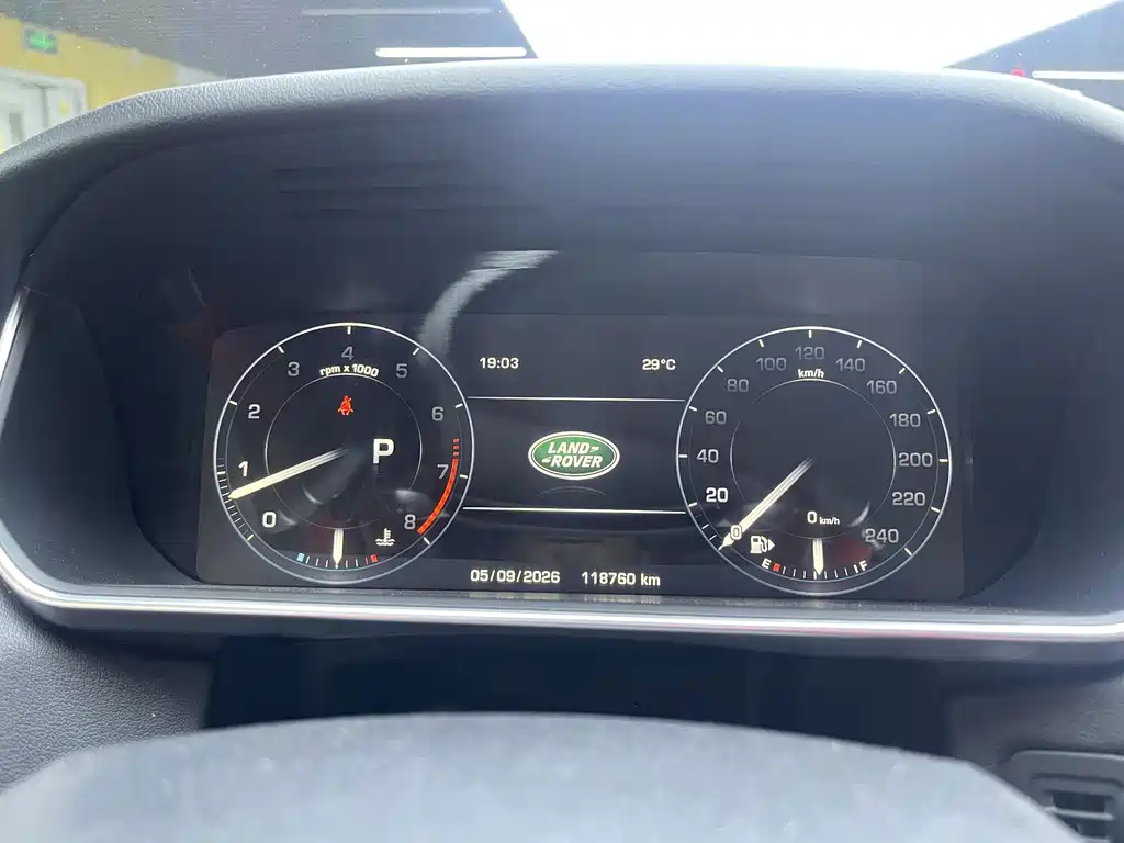Land Rover Sport — миниатюра 9