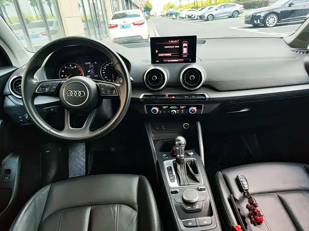 Audi Q2L — миниатюра 10