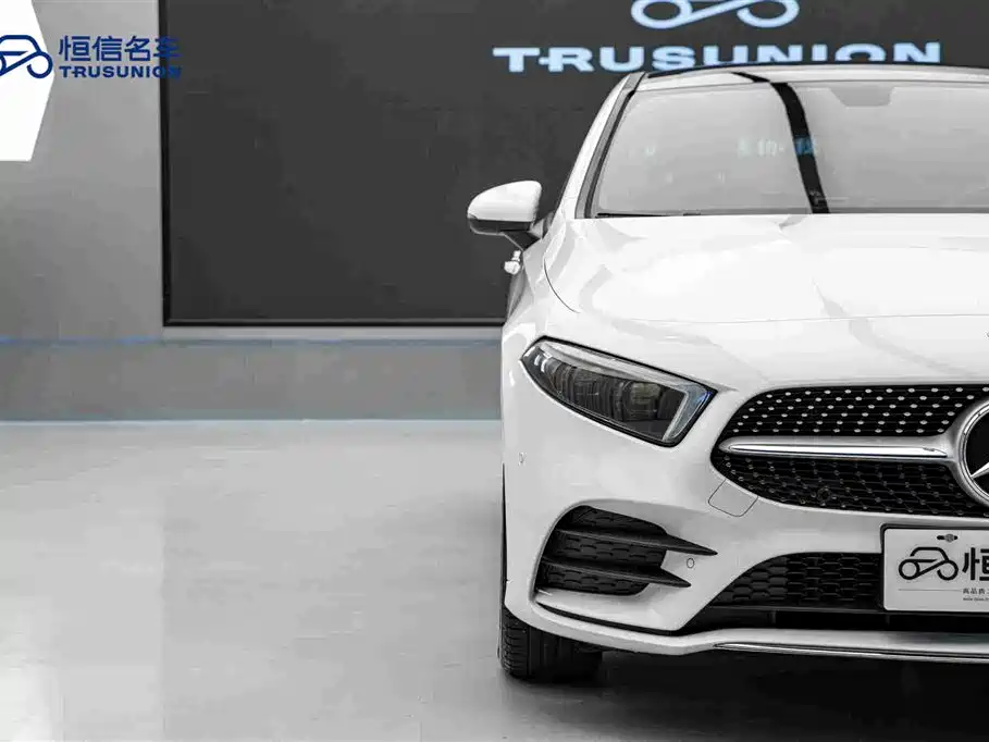Mercedes-Benz A-Class — миниатюра 8