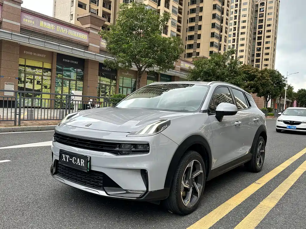 2022 Lynk & Co 06 - zdjęcie 1 z 14