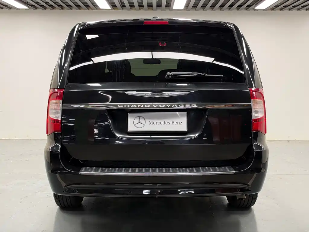 Chrysler Grand Voyager (Import) — миниатюра 19