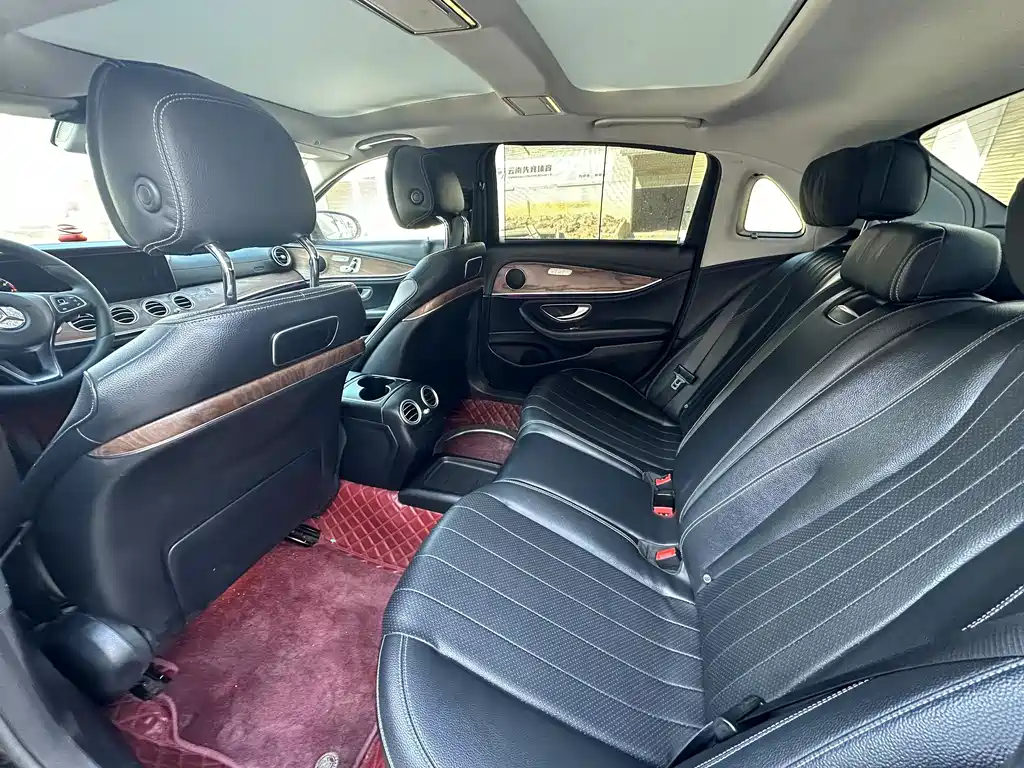 MERCEDES-BENZ E CLASS