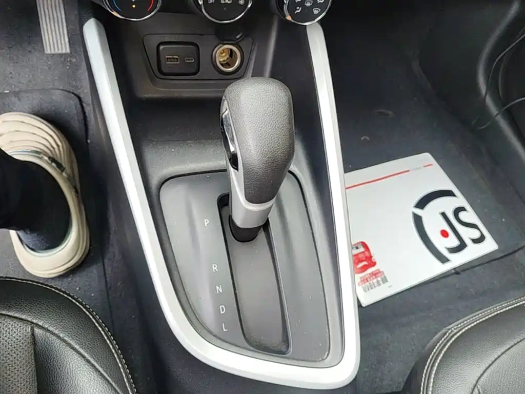 Chevrolet Cavalier — миниатюра 14