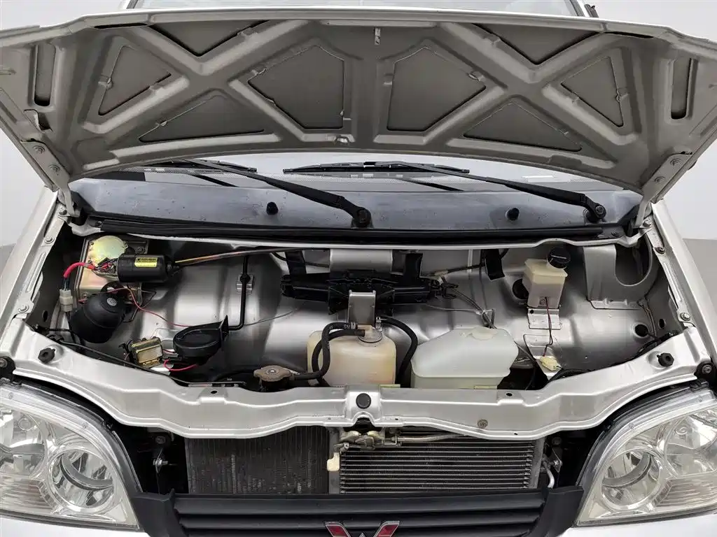 Wuling Sunshine 2010 1.0L