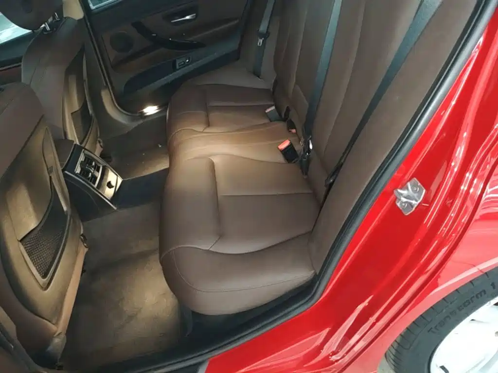 BMW 3 Series — миниатюра 17
