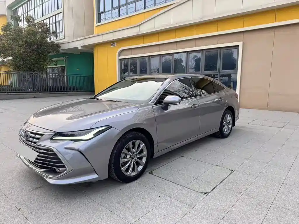 Toyota Avalon — миниатюра 3