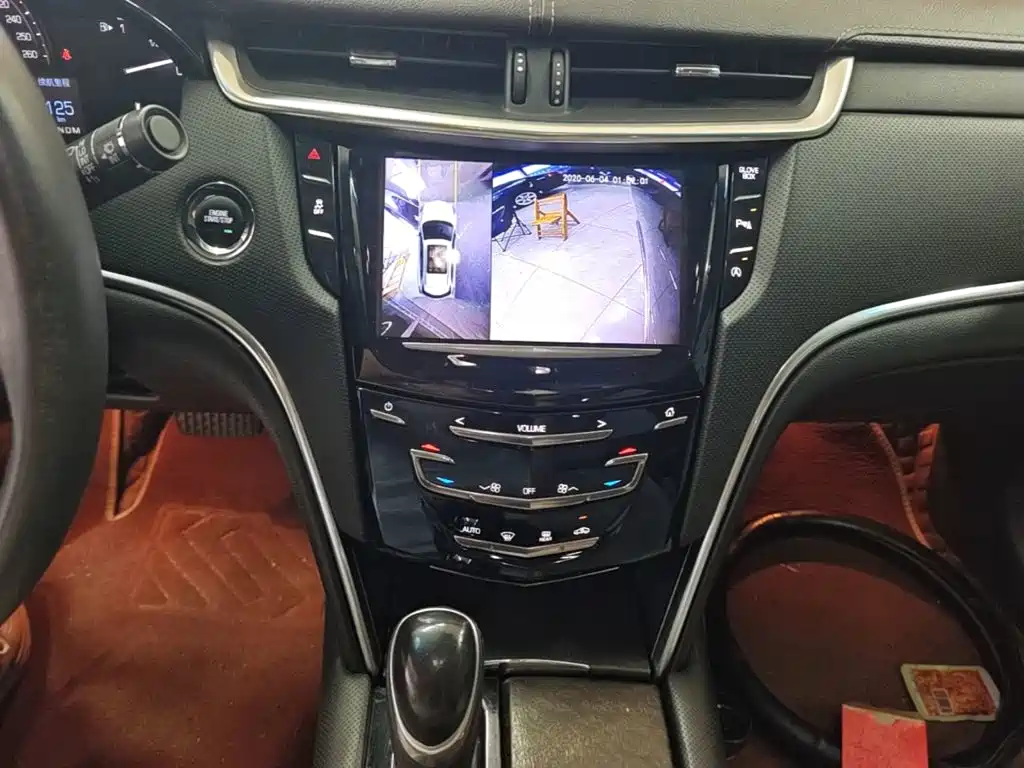 Cadillac XTS — миниатюра 13