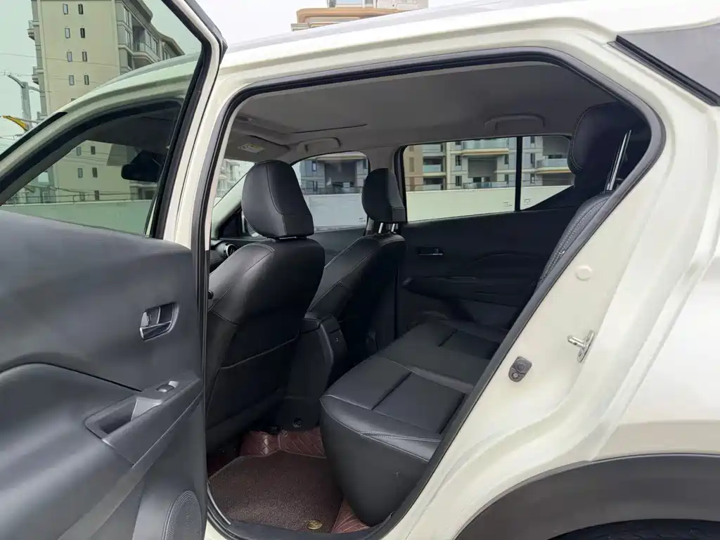 Nissan Kicks — миниатюра 9