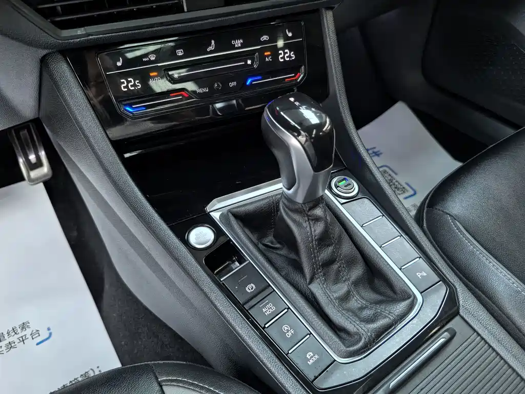Volkswagen Sagitar — миниатюра 8