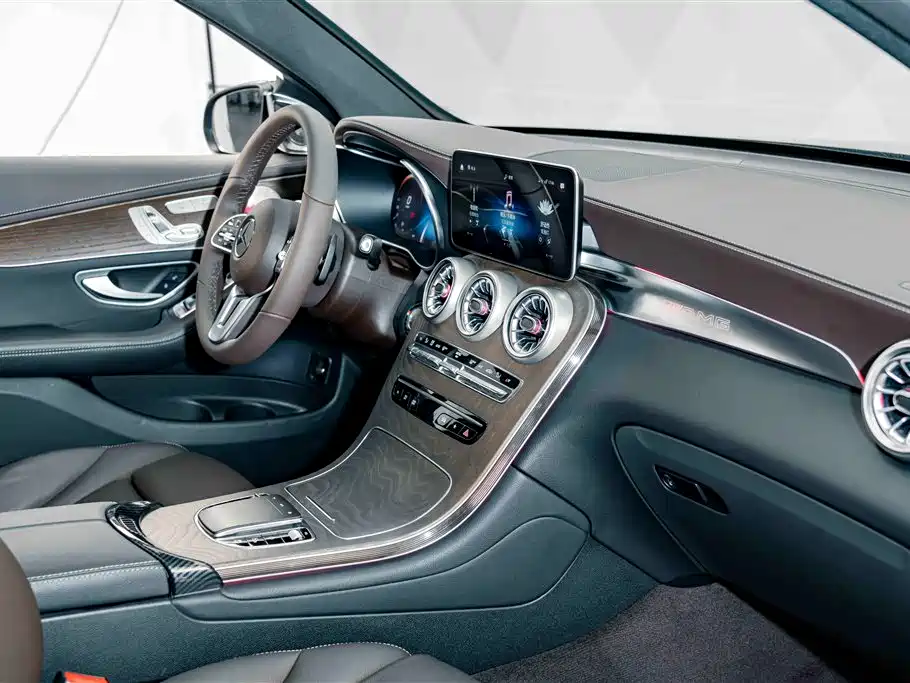 Mercedes-Benz GLC — миниатюра 18
