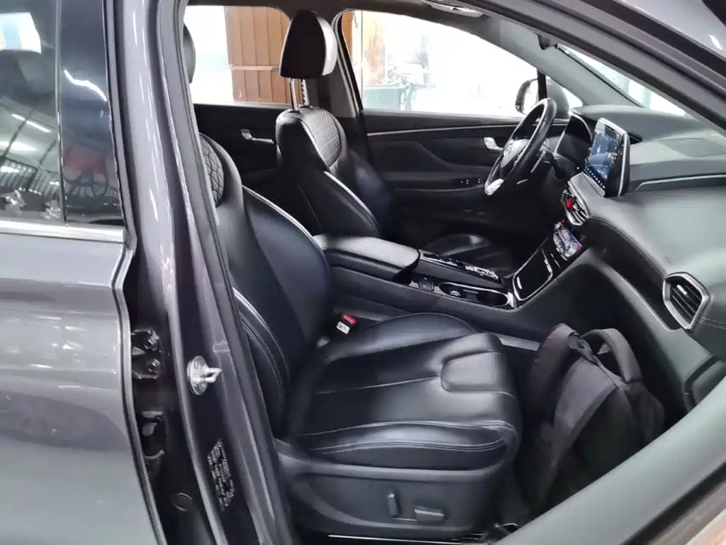 Hyundai Santa Fe — миниатюра 25