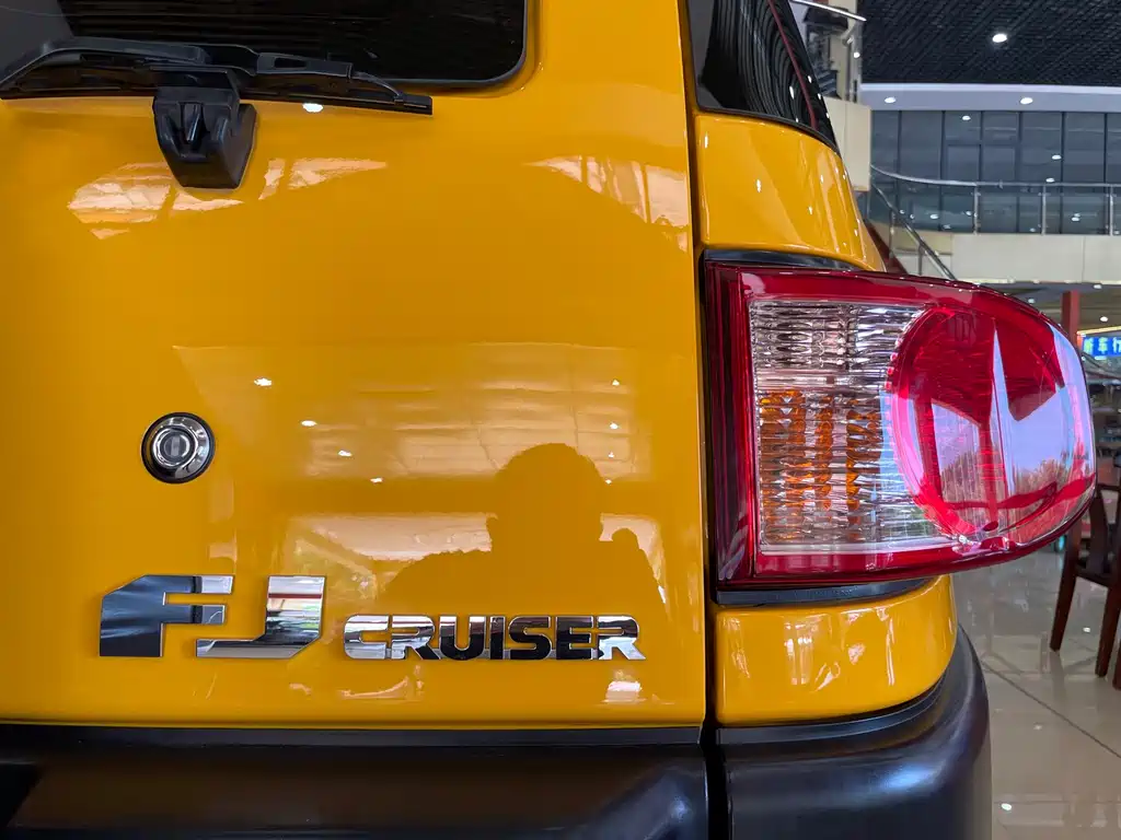 Toyota FJ Cruiser FJ 2019 4.0L AT