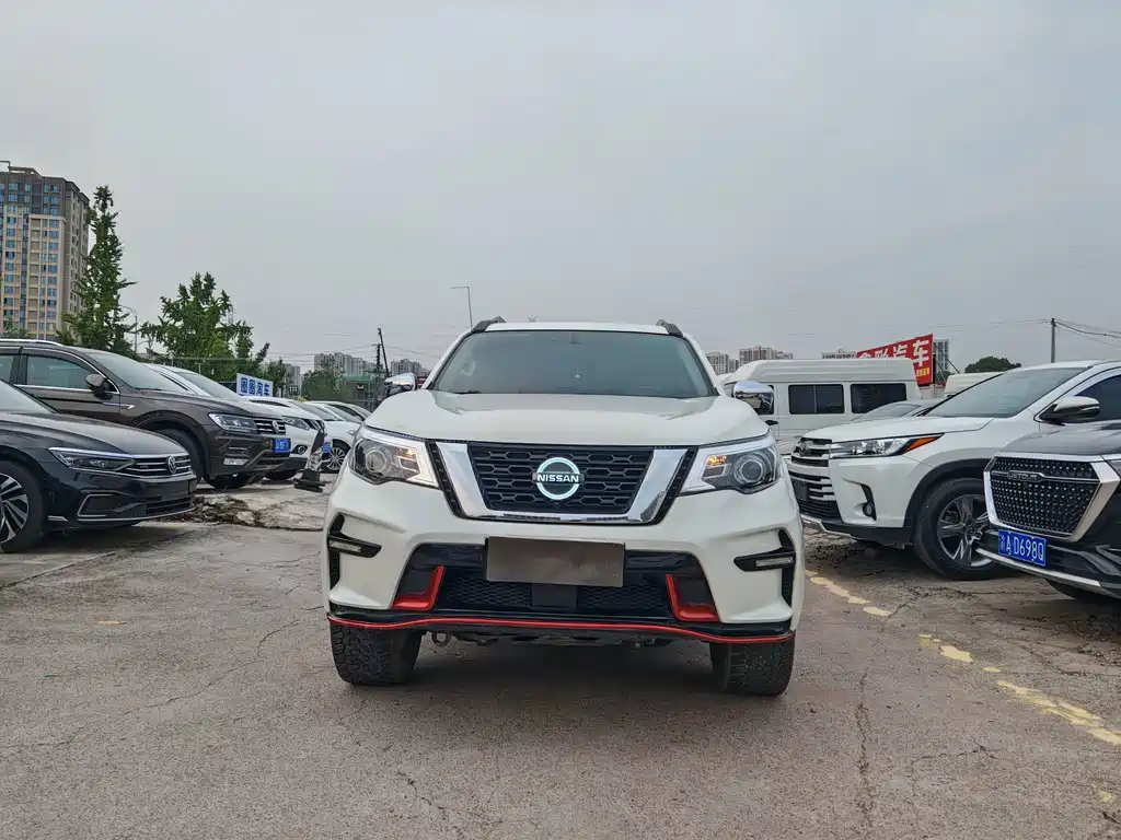 Nissan Terra — миниатюра 2