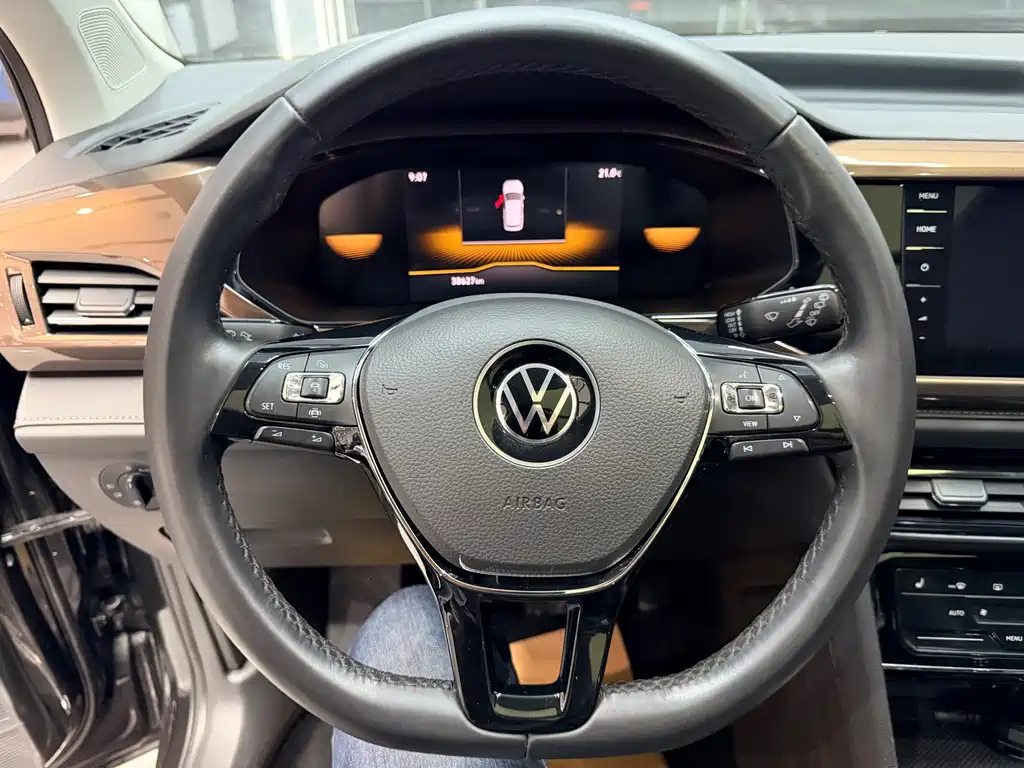 Volkswagen Tharu — миниатюра 15