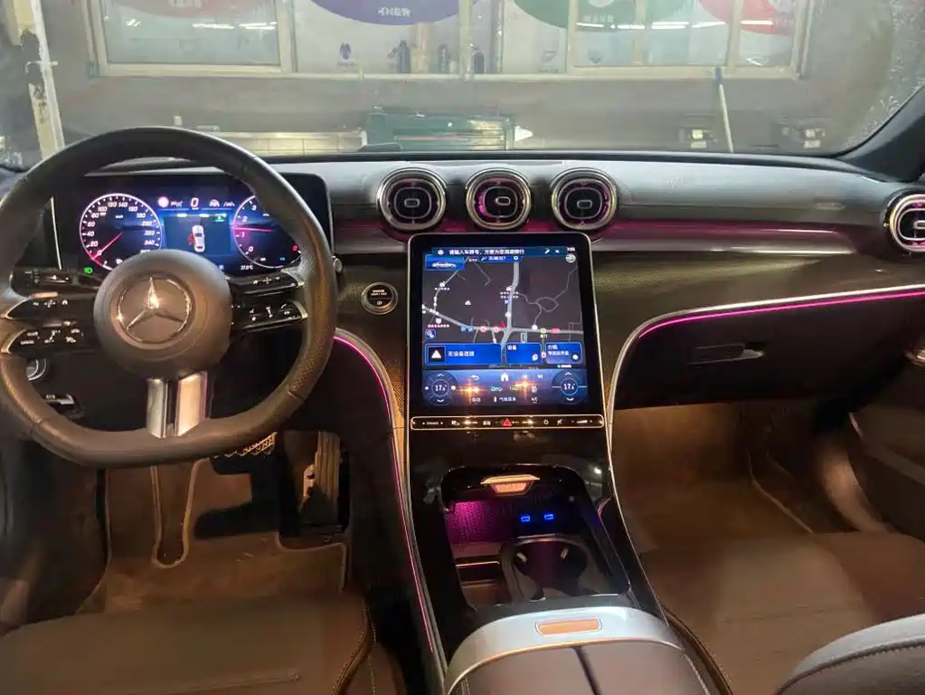Mercedes-Benz C-Class — миниатюра 7
