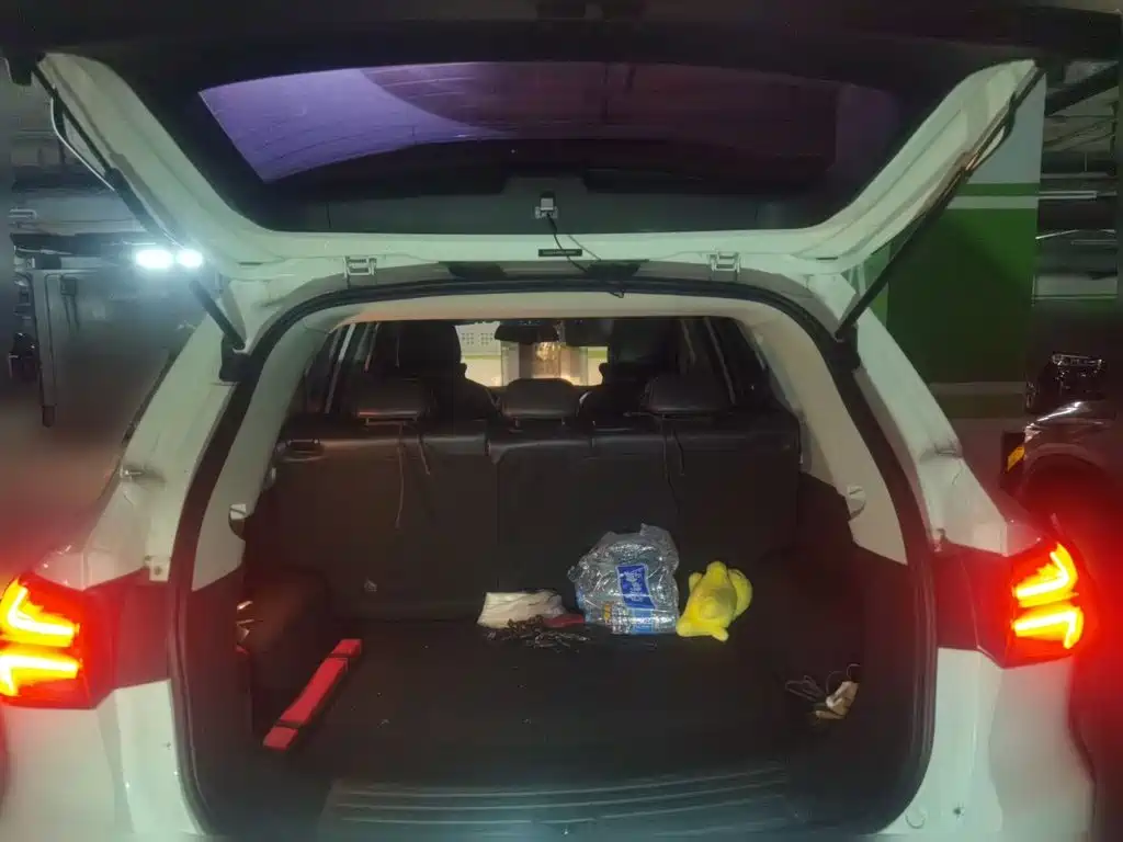 Roewe RX5 — миниатюра 20