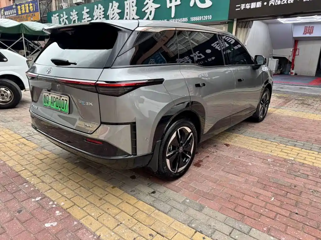Toyota bZ3X — миниатюра 5