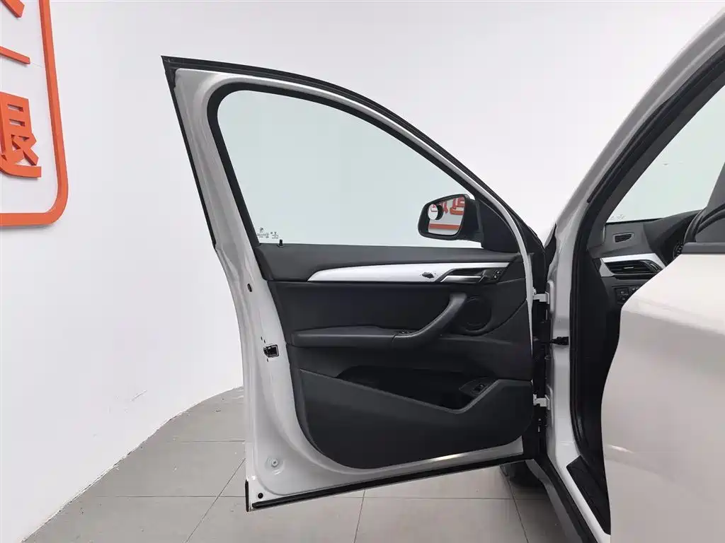 BMW X1 2019 sDrive18Li Fashion
