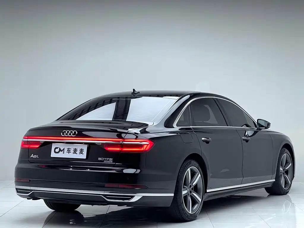 Audi A8 — миниатюра 3