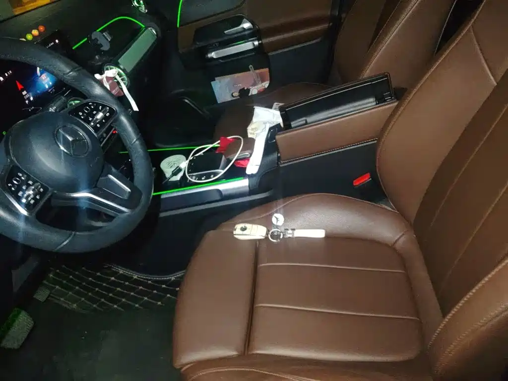 Mercedes-Benz GLB — миниатюра 16
