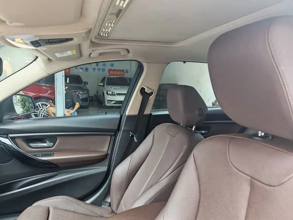 BMW 3 Series — миниатюра 16