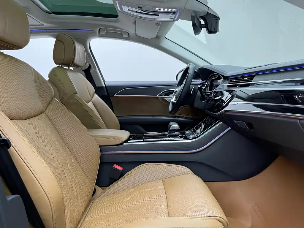 Audi A8 — миниатюра 6