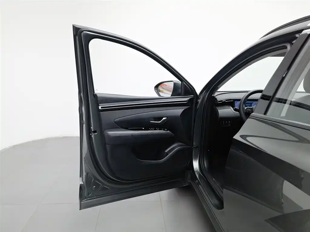 Hyundai Tucson 2023 L 1.5T AT LUX Luxury