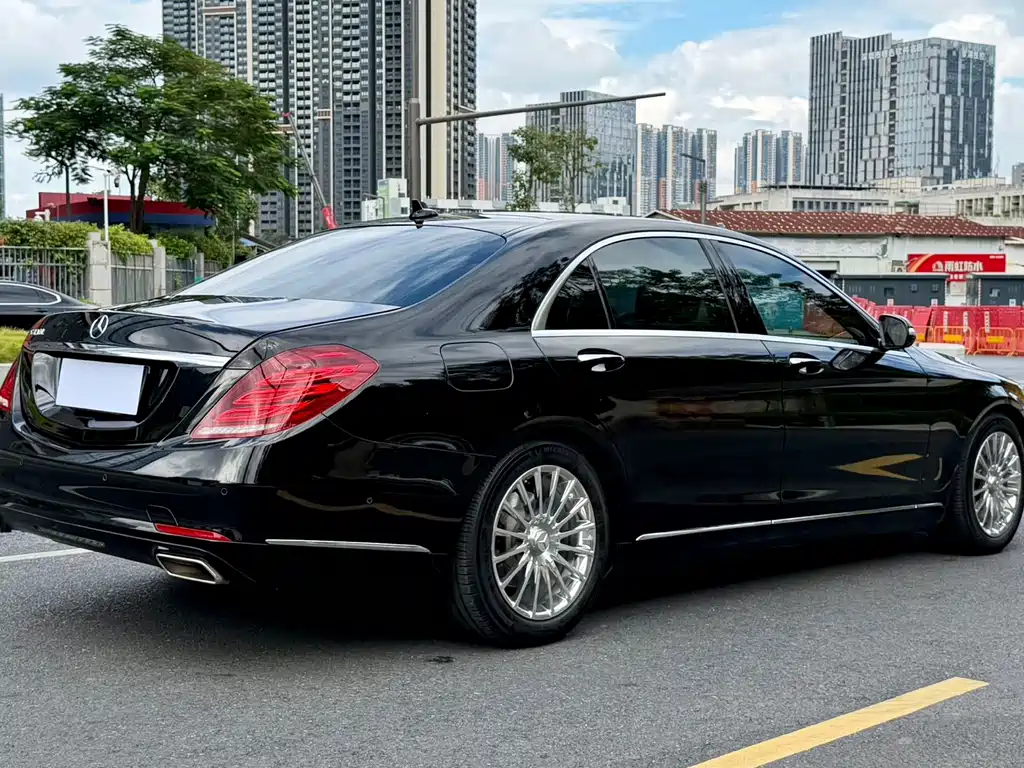 Mercedes-Benz S-Class — миниатюра 8
