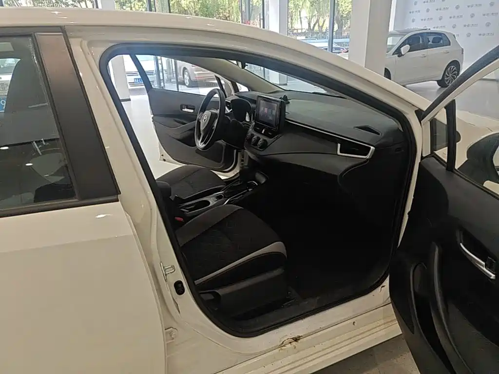 Toyota Corolla — миниатюра 9