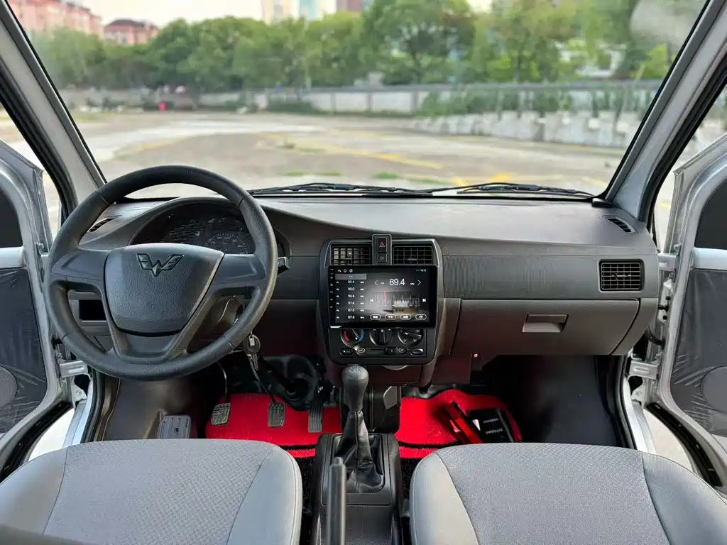 Wuling Rongguang 2024 1.5L LAR