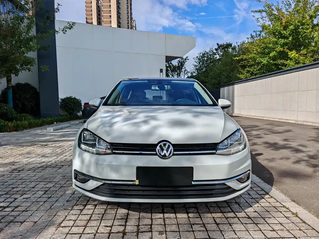 Volkswagen Golf — миниатюра 2