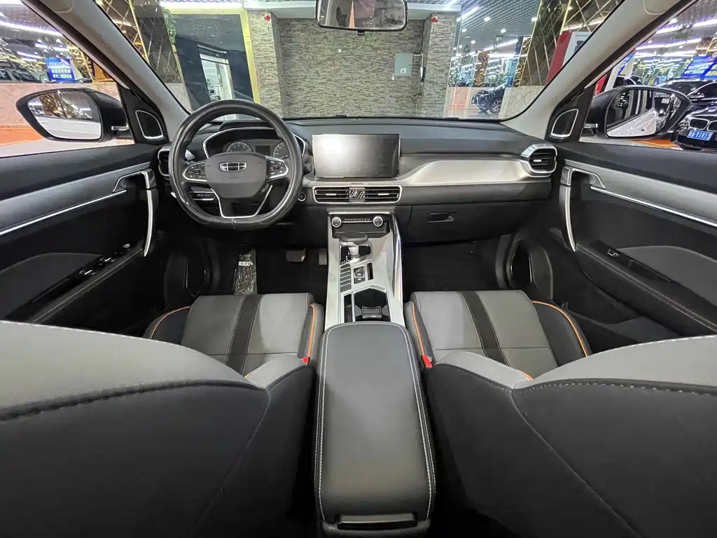 Geely Binyue — миниатюра 12