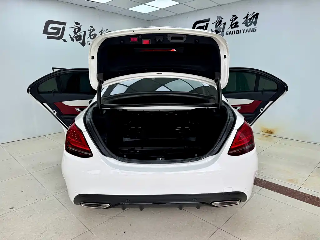 Mercedes-Benz C-Class — миниатюра 21