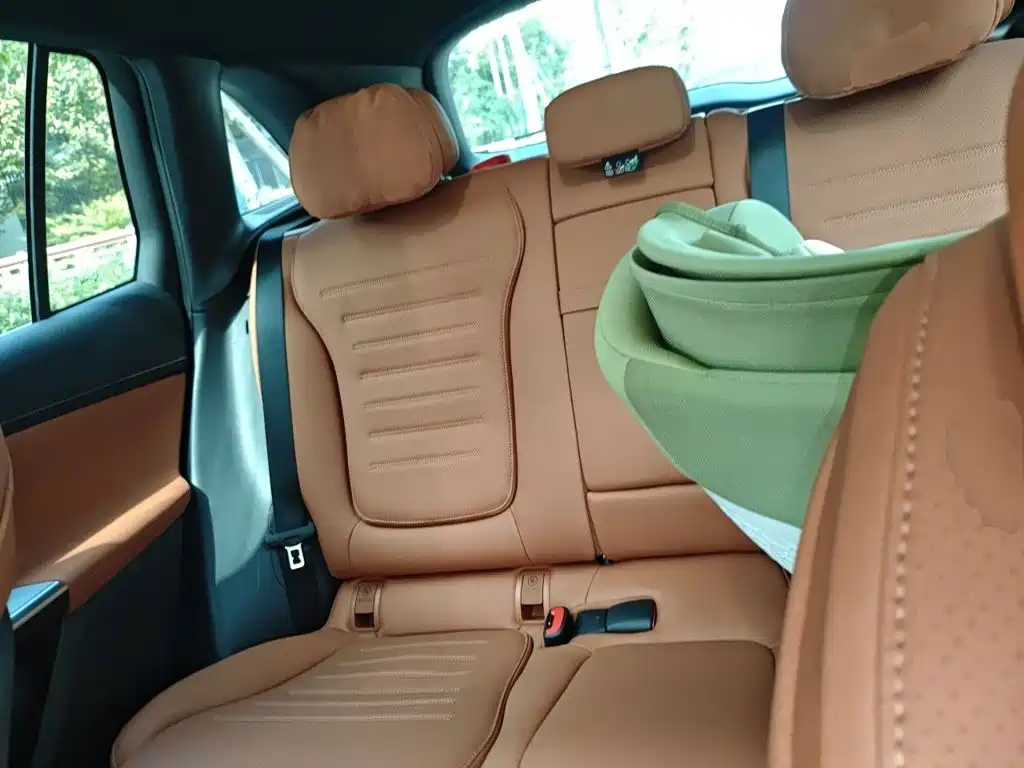 Mercedes-Benz GLC — миниатюра 13