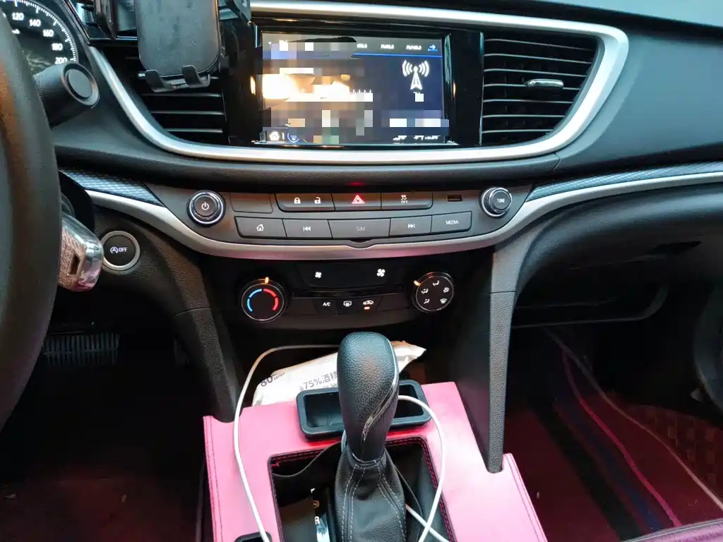Buick Excelle — миниатюра 9