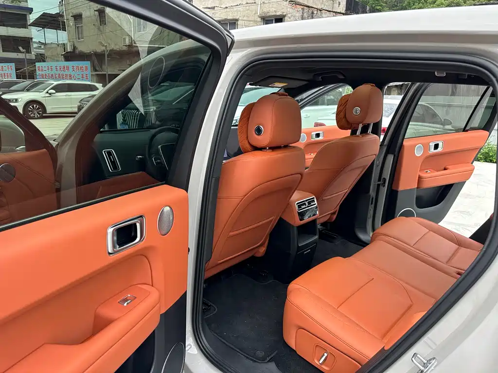 Li Auto L6 2025 Pro