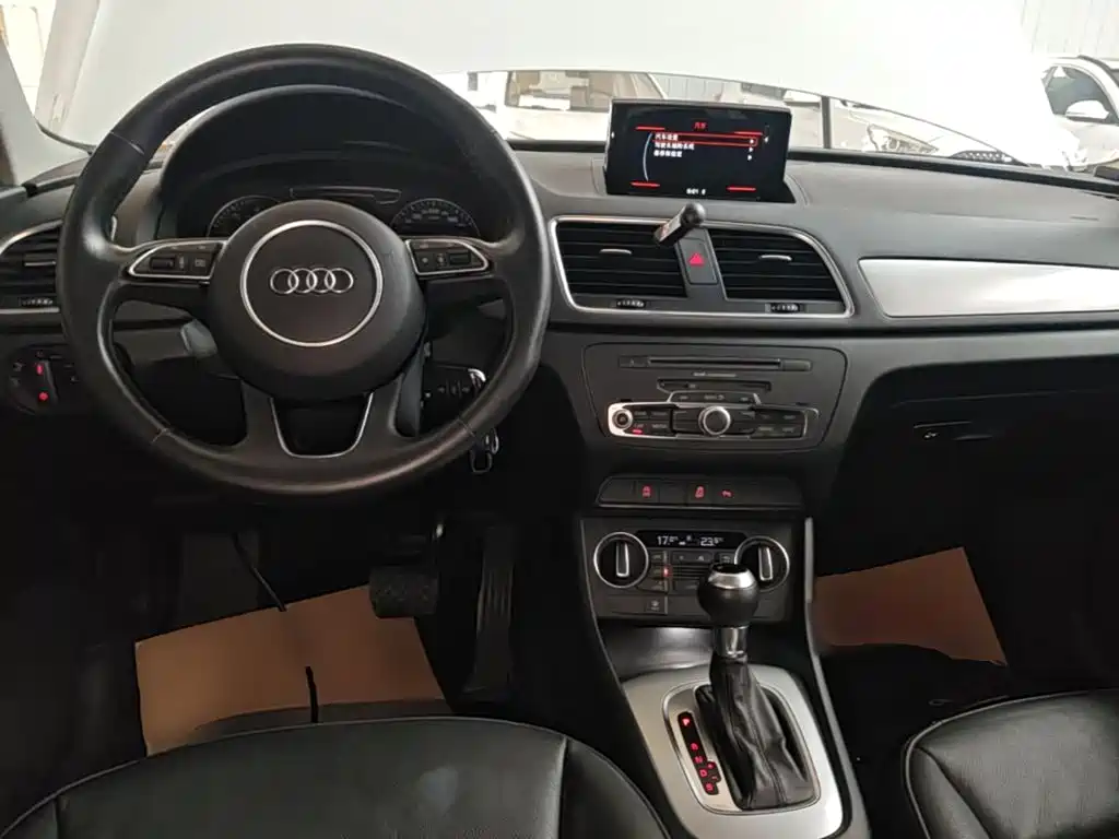 Audi Q3 — миниатюра 10