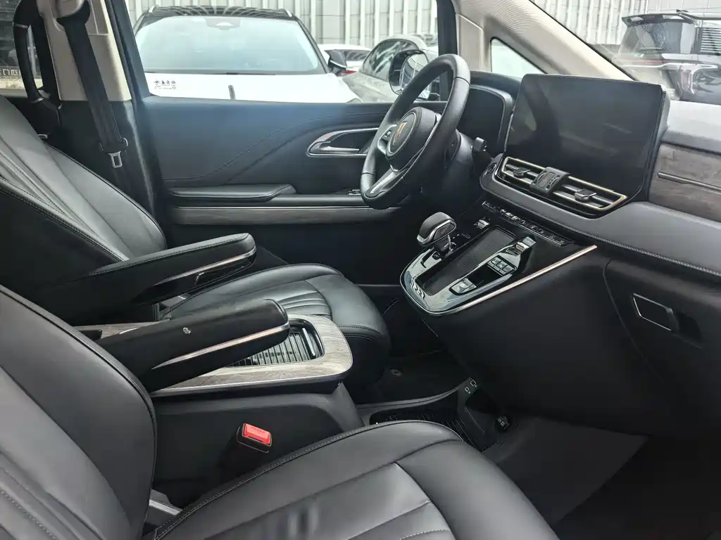 Hongqi HONGQI HQ9 PHEV