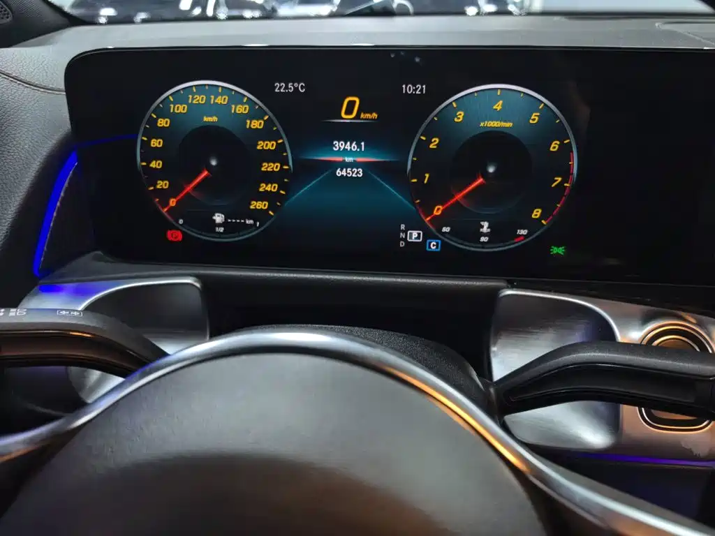 Mercedes-Benz GLB — миниатюра 7