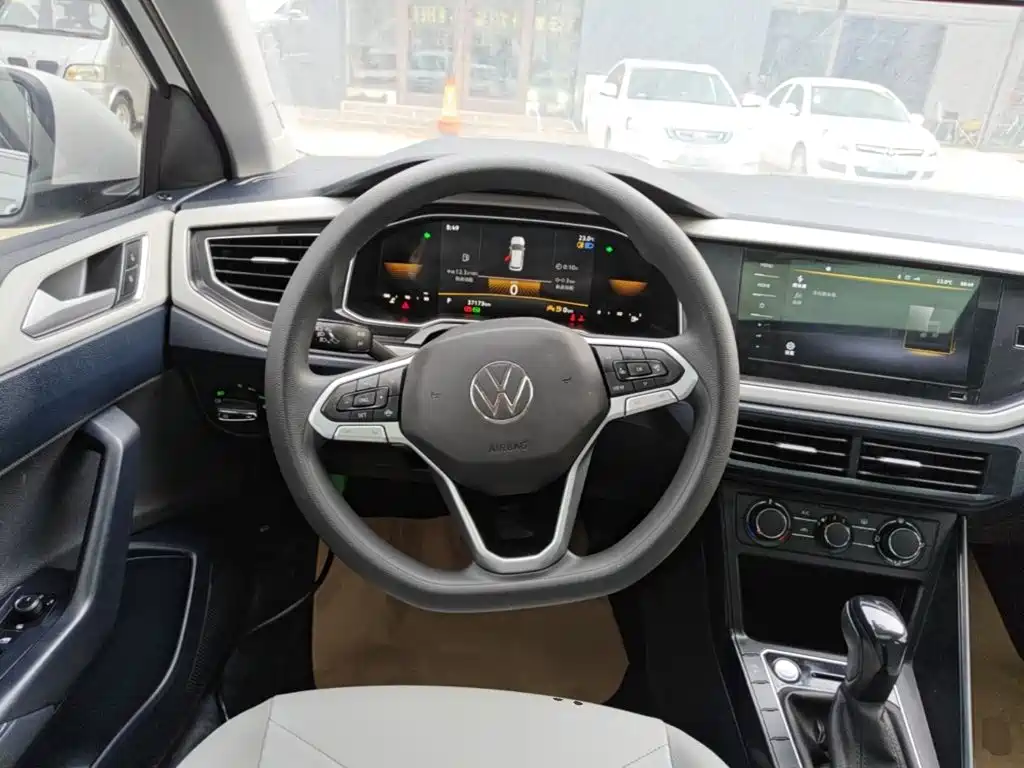 Volkswagen Lavida — миниатюра 7