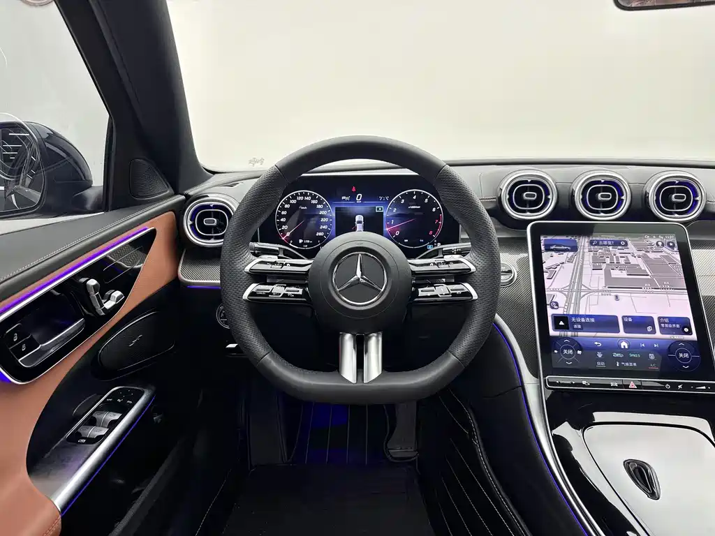 Mercedes-Benz C-Class — миниатюра 15