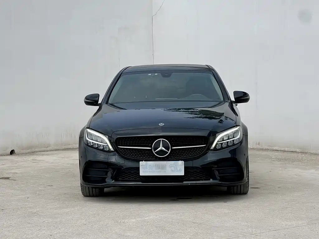 Mercedes-Benz C-Class — миниатюра 2