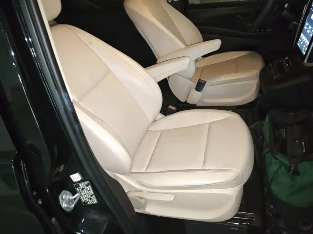 Mercedes-Benz Vito — миниатюра 25