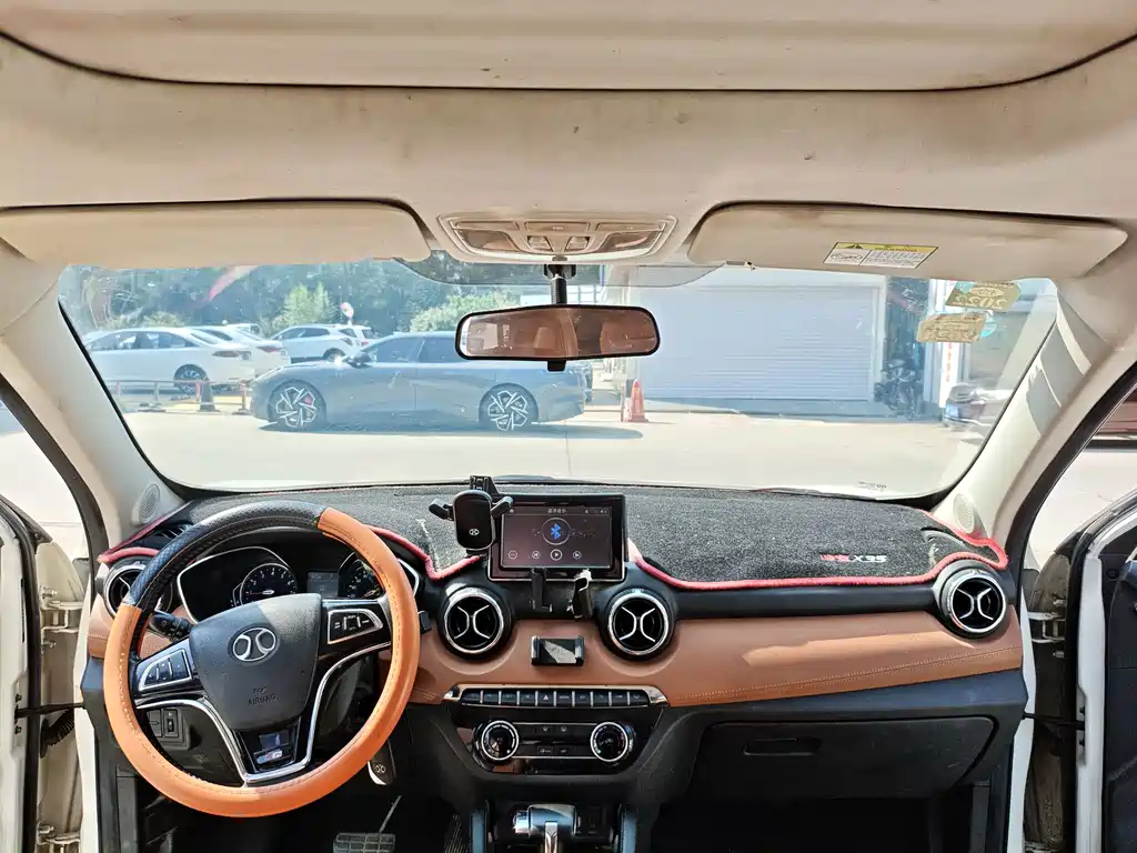 BAIC Senova X35 — миниатюра 11