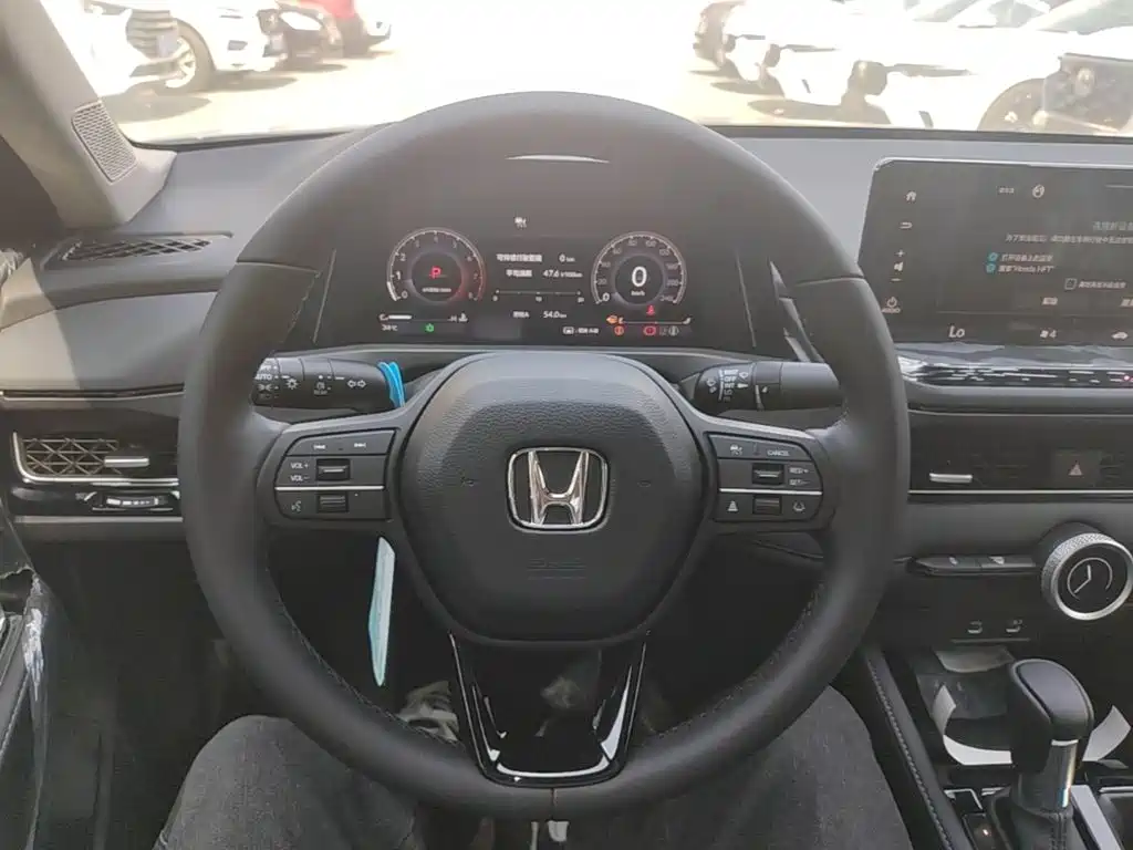 Honda Inspire — миниатюра 11