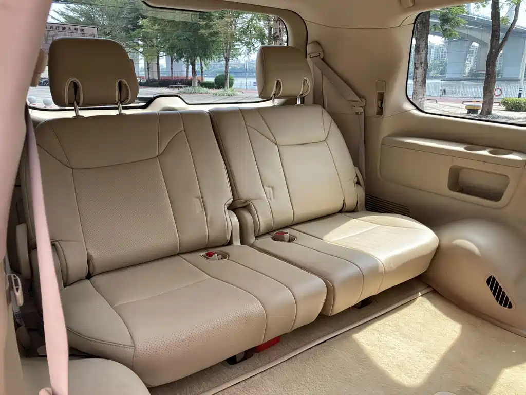 Lexus LX — миниатюра 12