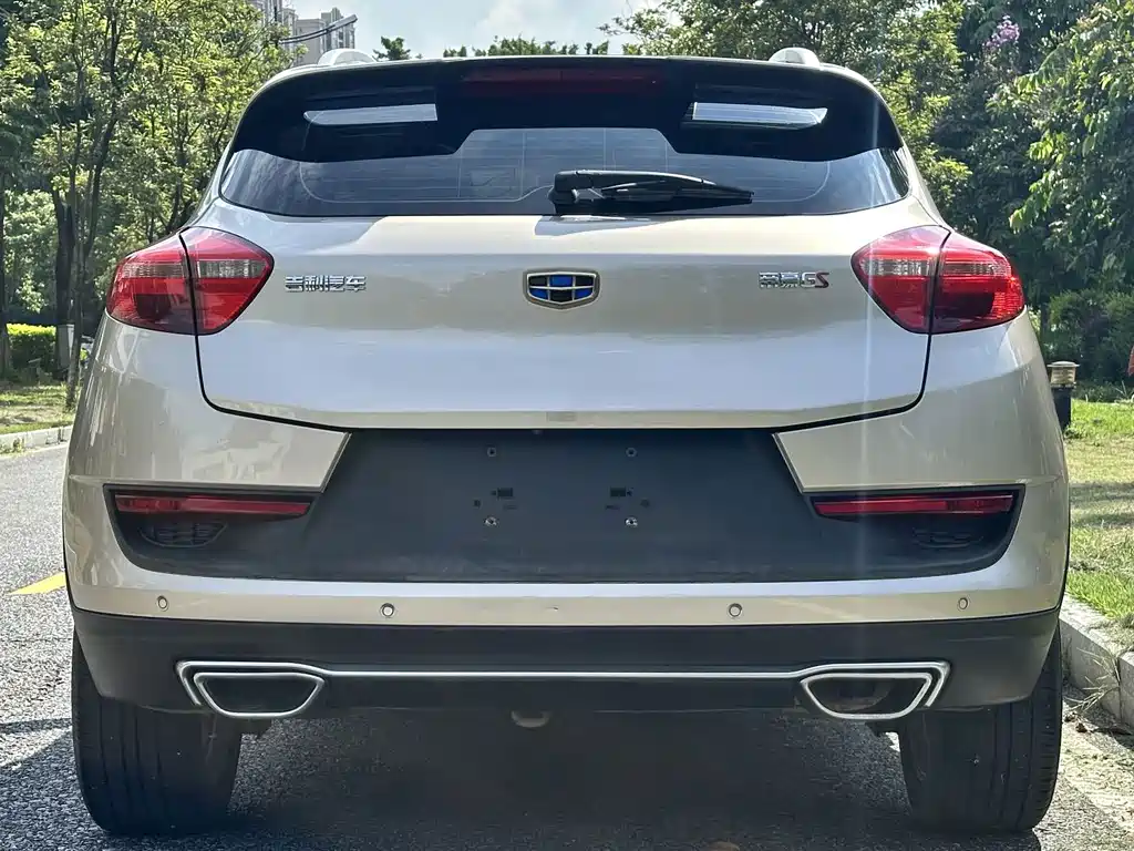 Geely Emgrand GS — миниатюра 7