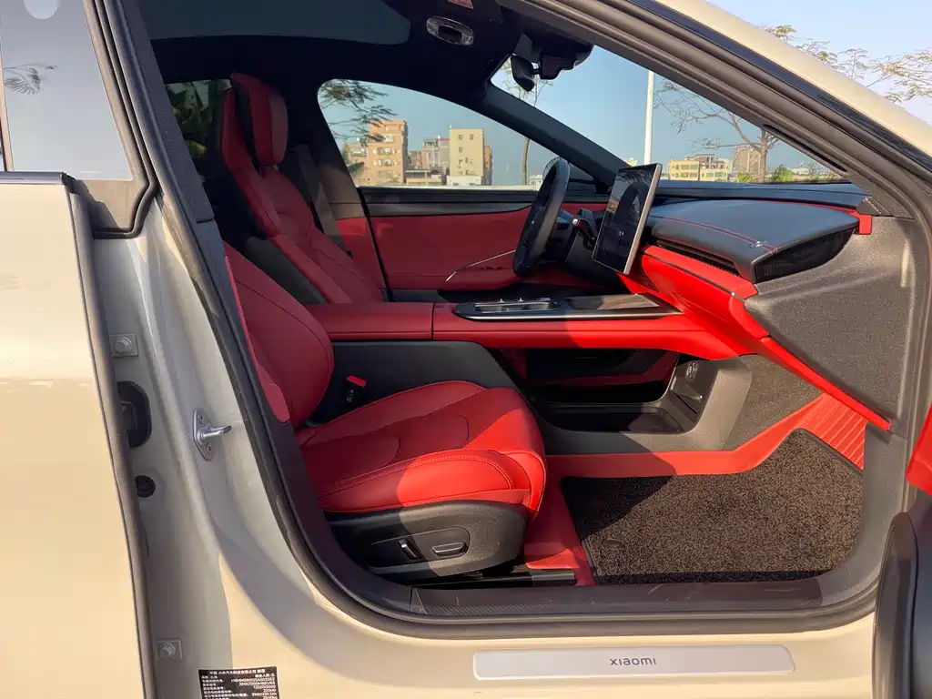 XIAOMI CAR XIAOMI SU7